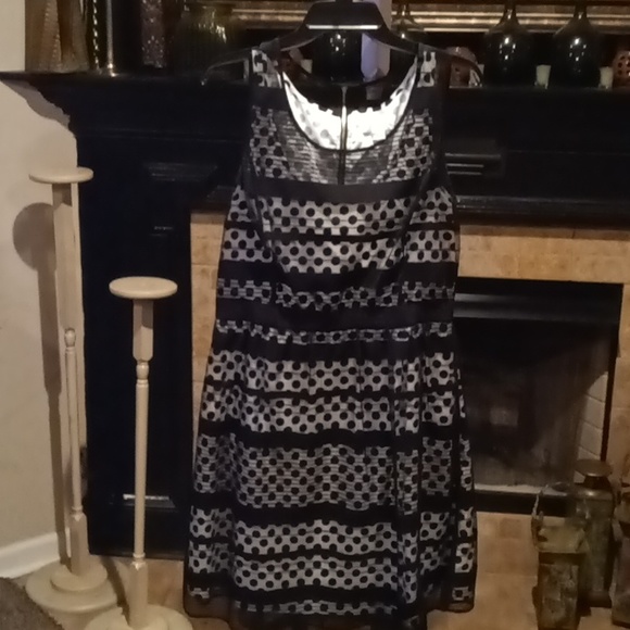 FINAL PRICE NWOT Jessica Simpson black/ white sheer polkadot dress w 20" zipper - Picture 3 of 16